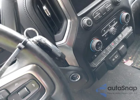 2021 Chevrolet Silverado 1500 4Wd Standard Bed Rst from USA, damaged, VIN 3GCUYEED0MG272519